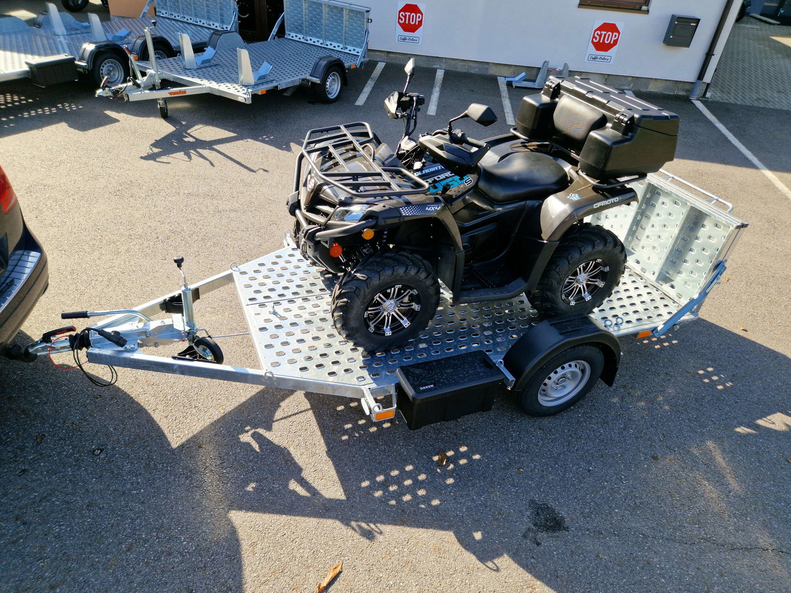 MOTOVAN_B_11.jpg