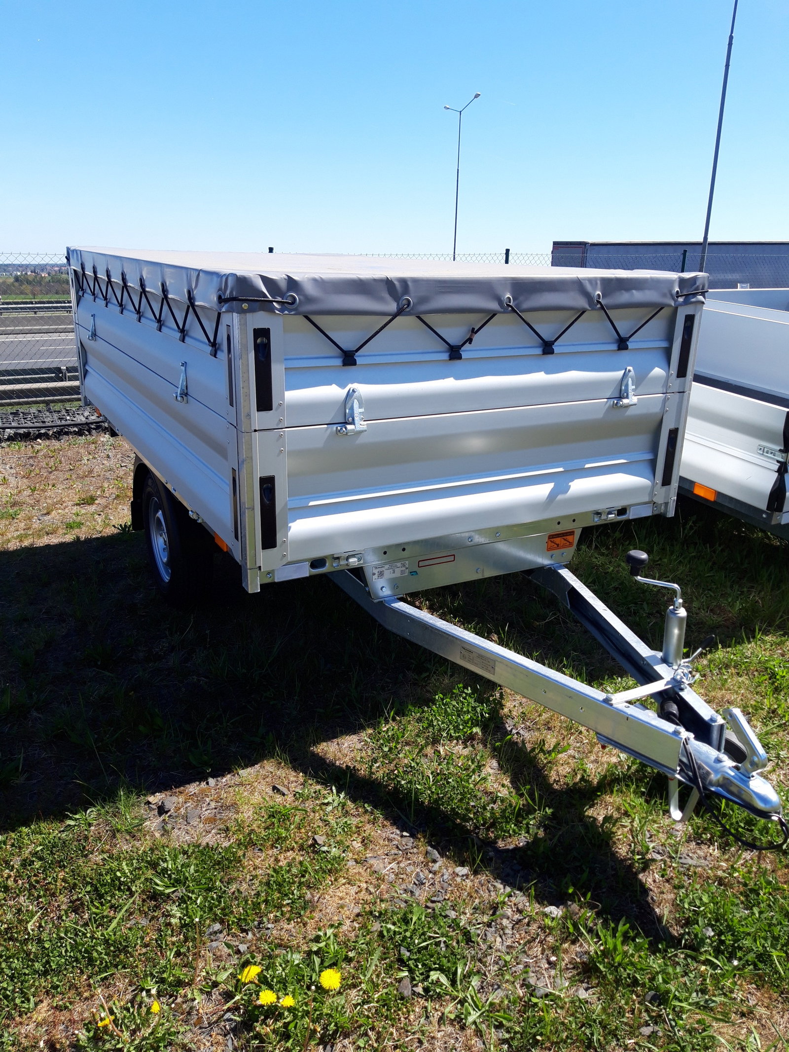 Titbit 08C, nástavba.jpg