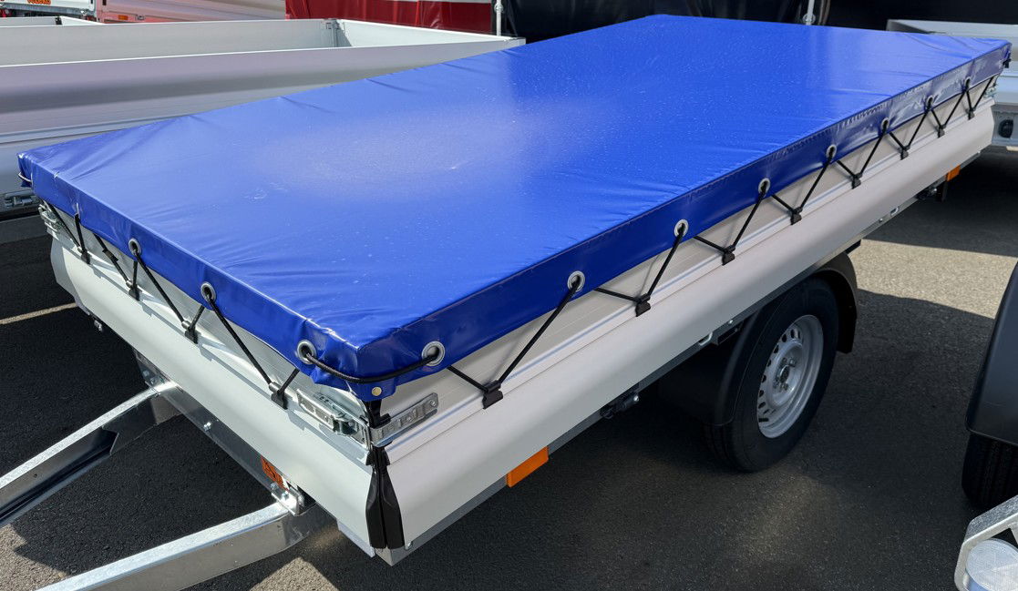 Plachta přes bočnice TITBIT.jpg